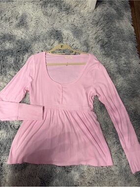 Light Pink Scoop-Neck Long Sleeve Empire-Waist Top
